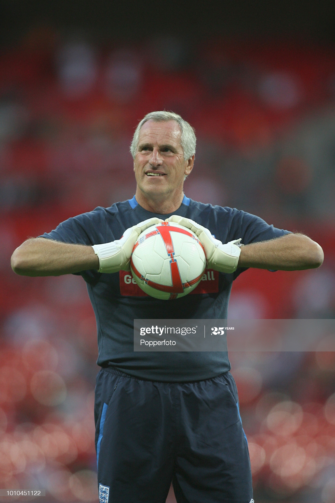England and Liverpool legend Ray Clemence dies at 72